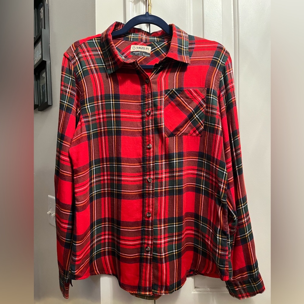 Magellan NWT Women’s Flannel Shirt - size Small